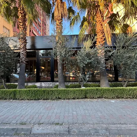 Skyview & Apartman Tirana