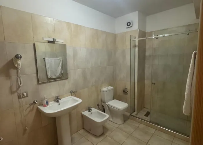 Skyview & Apartmán *