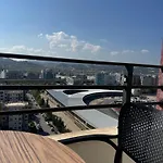 Skyview & Apartmán *