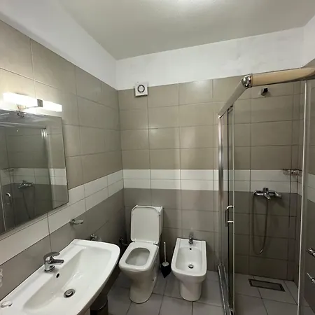 Skyview & Lägenhet *